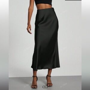 SHEIN Women's Elastic Satin Silk Texture Midi Skirt